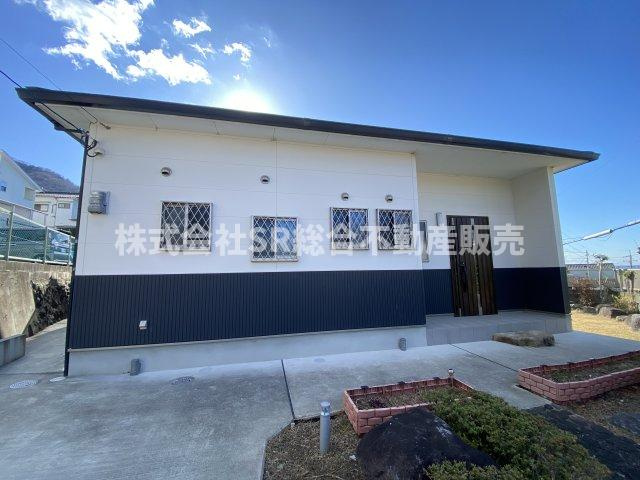 上六万寺町中古戸建の外観|土地約120坪、建物約31坪♪北西角地☆オール電化住宅！