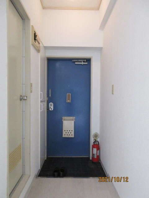 パレ・ドール本郷の玄関|※別室参考写真です。