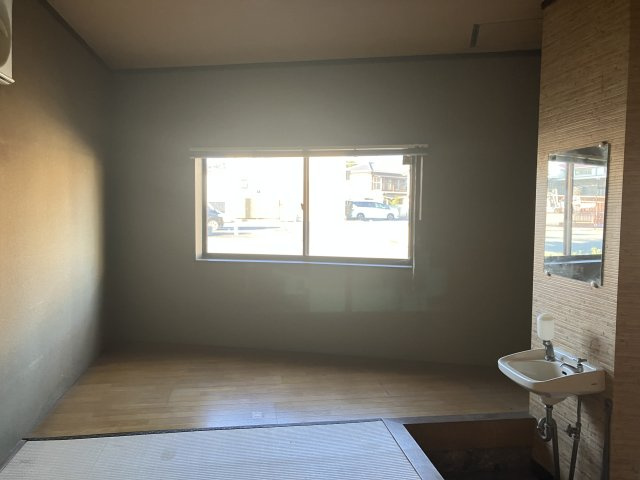 みどり市大間々町大間々店舗の内装