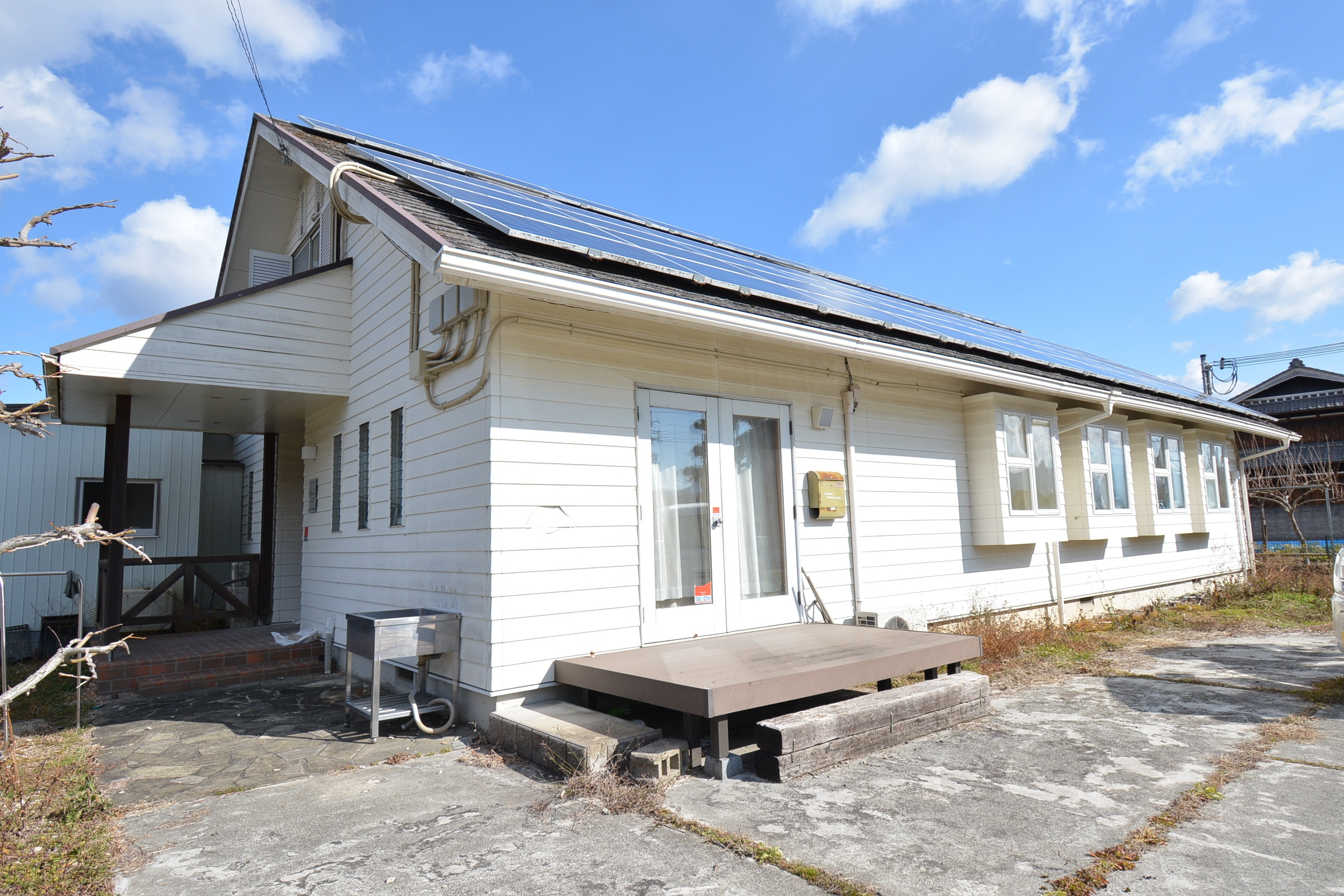 丹波市山南町和田の事務所の外観