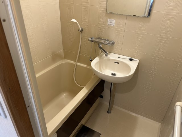 コーポはるやまの浴室