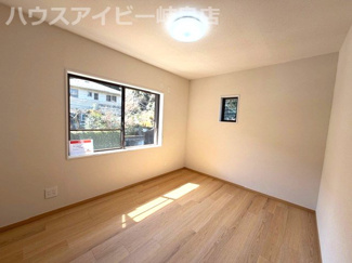 【洋室】 | 岐阜市岩井5LDK中古住宅！リフォーム済みです♪敷地広々73坪！お庭スペースあり！ | 岐阜市岩井5LDK中古住宅！リフォーム済みです♪敷地広々73坪！お庭スペースあり！