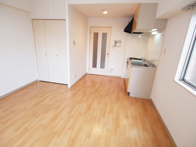 ベルエポック安芸の居間・リビング