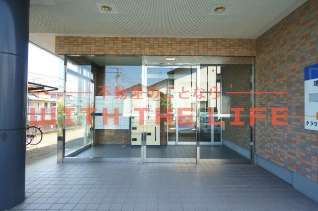 クラウンVのエントランス|毎日通るエントランスはこのようになっています