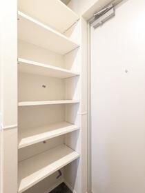 フラッフィー落合南長崎の収納