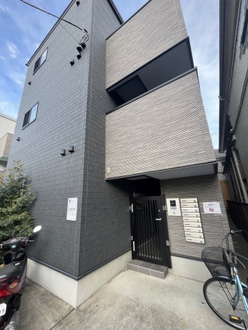 足立区古千谷本町１丁目のアパート