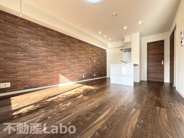 徳島市南二軒屋町新開の賃貸マンション