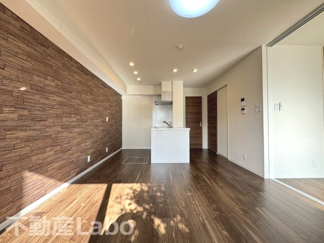 徳島市南二軒屋町新開の賃貸マンションの内装