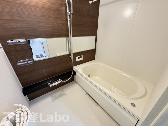 徳島市南二軒屋町新開の賃貸マンションの浴室