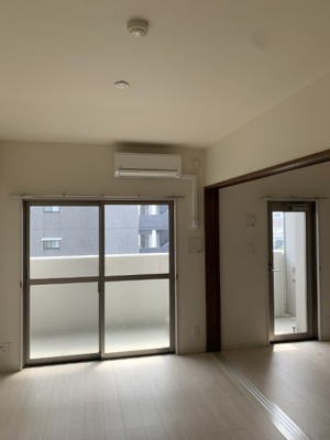 【寝室】 | 仲介手数料半額！HPに初期費用掲載！「プライスホーム」で検索！Legend大学通り