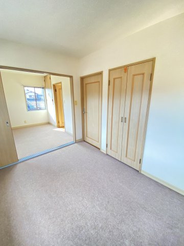 吉岡貸家の居間・リビング