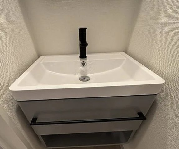 セレニテ新大阪プリエ の洗面所