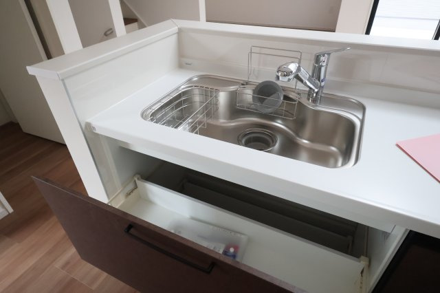 《仲介手数料無料》浦和区瀬ヶ崎４丁目32-6新築一戸建てLIGAREのキッチン