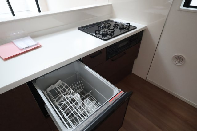 《仲介手数料無料》浦和区瀬ヶ崎４丁目32-6新築一戸建てLIGAREのキッチン
