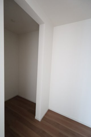 《仲介手数料無料》浦和区瀬ヶ崎４丁目32-6新築一戸建てLIGAREの収納