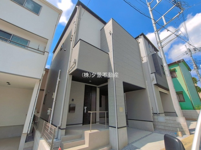 《仲介手数料無料》浦和区瀬ヶ崎４丁目32-6新築一戸建てLIGAREの外観