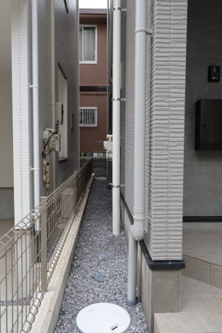 《仲介手数料無料》浦和区瀬ヶ崎４丁目32-6新築一戸建てLIGAREの外観