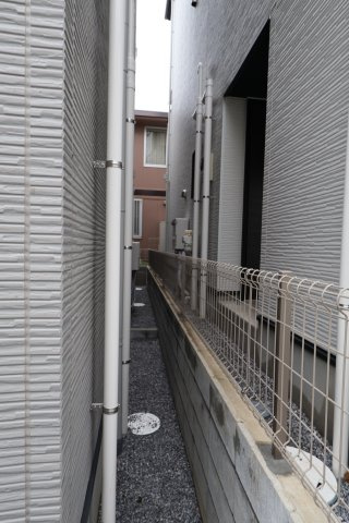《仲介手数料無料》浦和区瀬ヶ崎４丁目32-6新築一戸建てLIGAREの外観