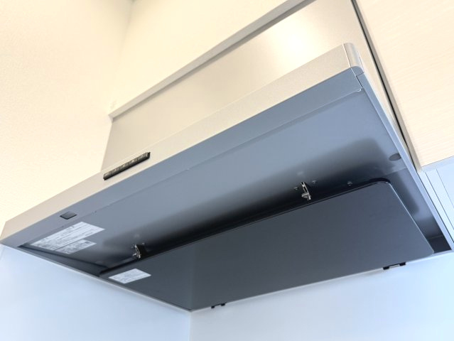 ポラリス鳥栖駅南のキッチン|整流版が付いているからお手入れラクラクのレンジフード