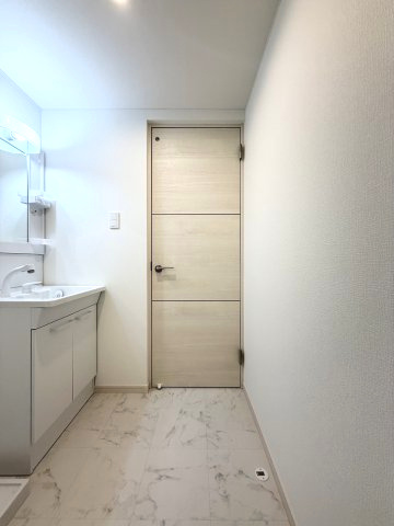 ポラリス鳥栖駅南の洗面所|独立した洗面所