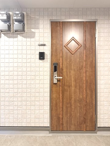 ポラリス鳥栖駅南の玄関|おしゃれな玄関入り口