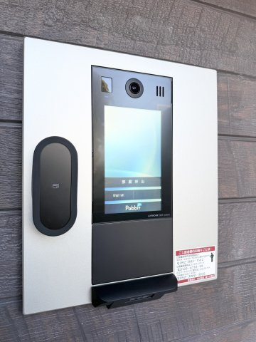 ポラリス鳥栖駅南のセキュリティ|モニター付きインターホン