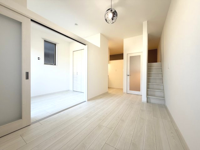 ポラリス鳥栖駅南の居間・リビング|9.2帖のLDK