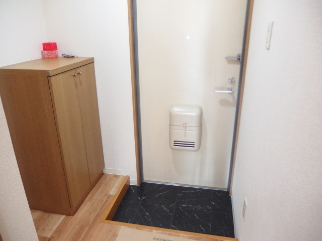 シャルマン平成の玄関