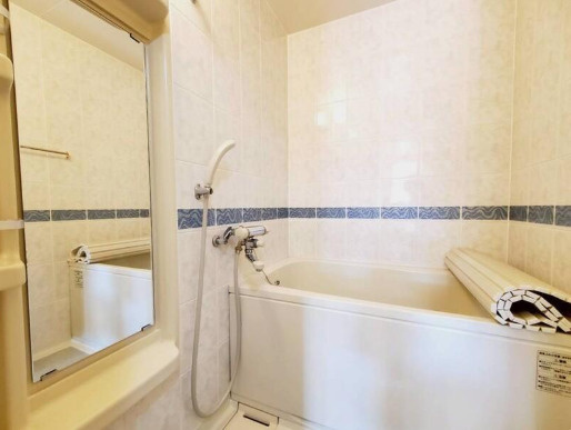 サーパス高須第3の浴室|きれいなお風呂です