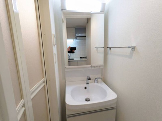 【洗面所】