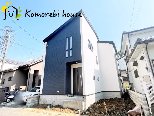 さいたま市見沼区小深作　9期　新築一戸建て　グラファーレの外観|きれいな外観です