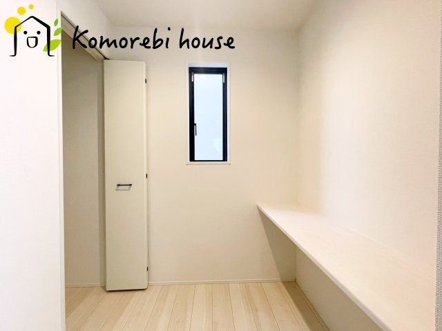 さいたま市見沼区小深作　9期　新築一戸建て　グラファーレの収納|便利な収納スペースです