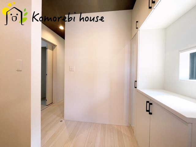 さいたま市見沼区小深作　9期　新築一戸建て　グラファーレのその他|廊下です