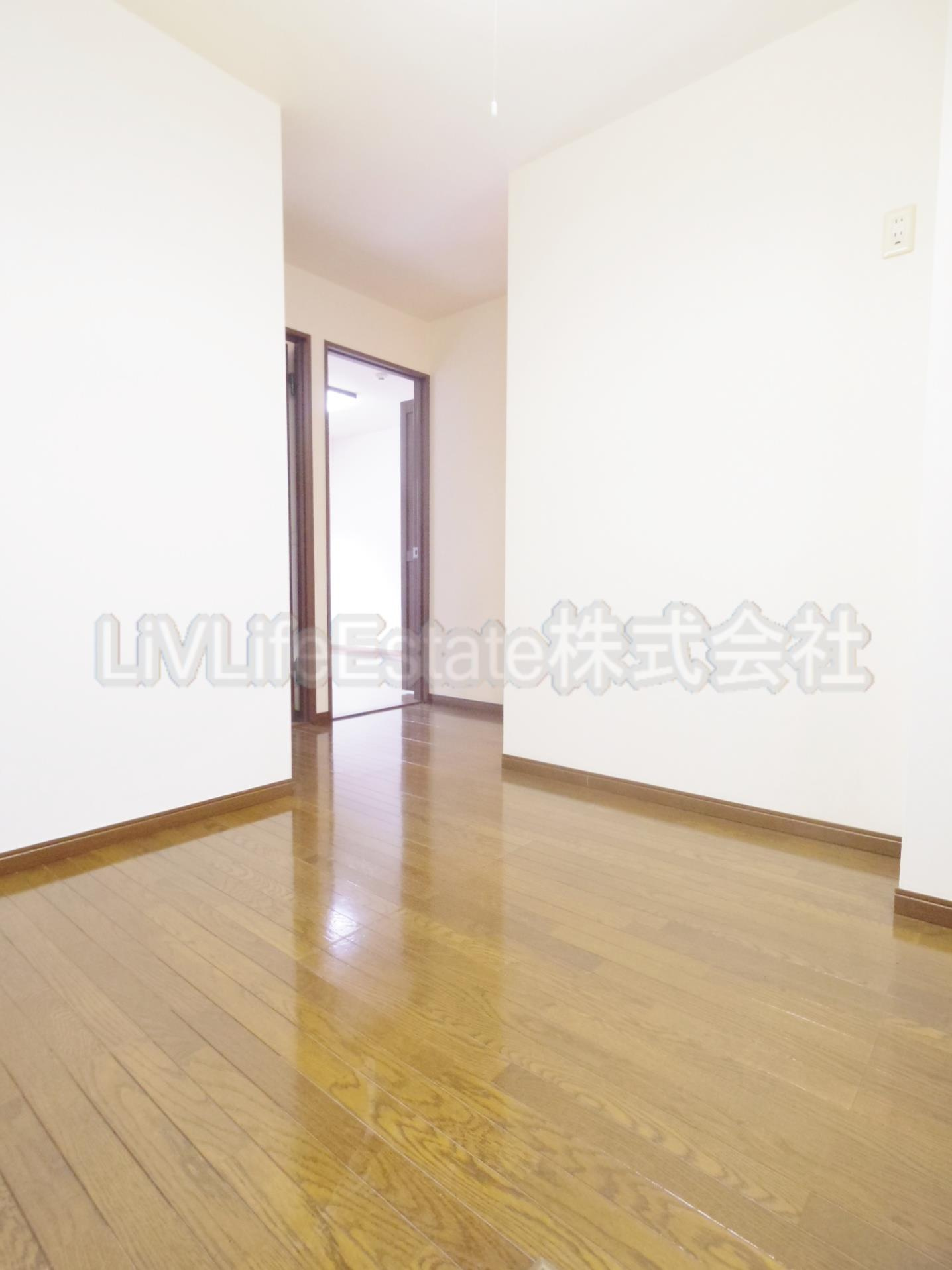 エミネンスパレスニシダの居間・リビング