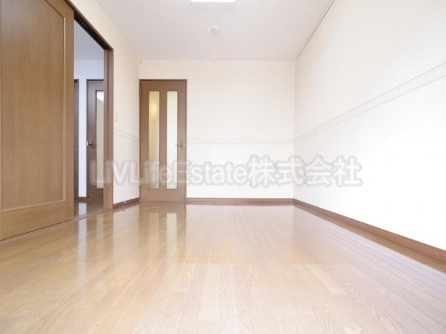 エミネンスパレスニシダ