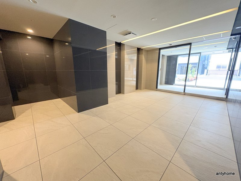 エスリードレジデンス玉造ザ・イースト　仲介手数料無料のロビー