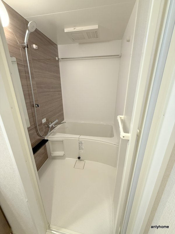 エスリードレジデンス玉造ザ・イースト　仲介手数料無料の浴室