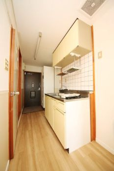 半田市大和町　チサトコーポレイトハウスのキッチン