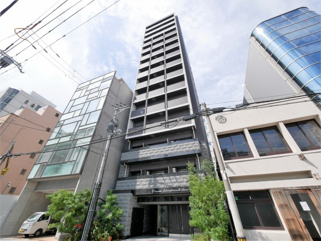 プレサンス堺筋本町駅前の外観
