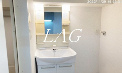 【洗面所】 | アイフェリーク神田 | 洗面台です。