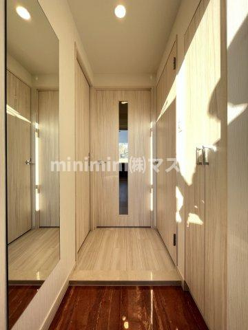 プレジオ難波EUROの玄関|別室参考写真