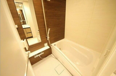 【浴室】 | ラ・ミアカーサ東中野 | 追い焚き機能、浴室乾燥機付きバス。