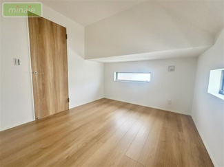 【洋室】 | 前原駅5分　WIC付　リビング18帖　全2棟　1号棟