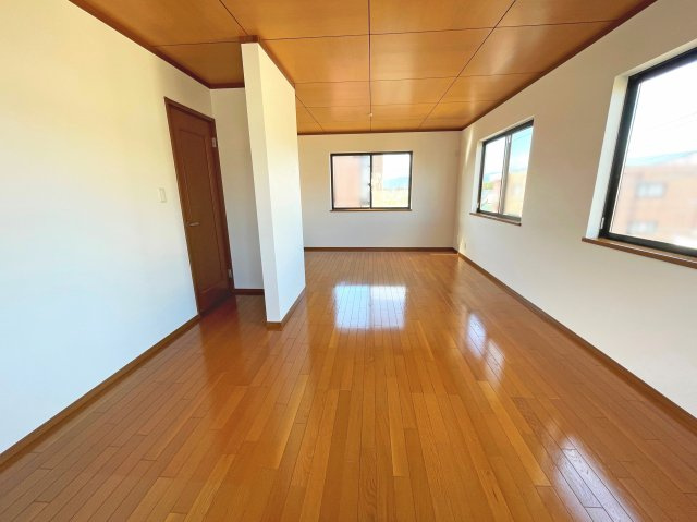 【洋室】 | 桑名市星見ヶ丘５丁目　4SLDK