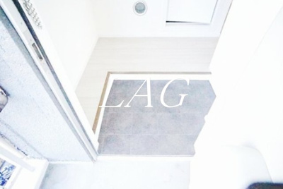 【玄関】 | コーポウイング | 玄関です。