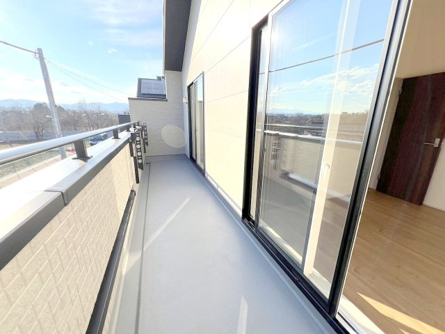 八王子市楢原町 新築戸建て　全11棟のバルコニー