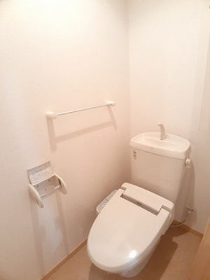 【トイレ】 | ランジュ | 落ち着いた色調のトイレです