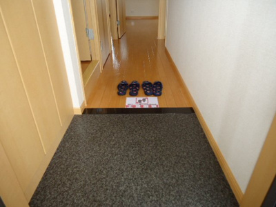 【玄関】 | 彩城Ｂ | 玄関