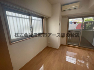 【居間・リビング】 | スカイコート都立大学第３ | スカイコート都立大学第３