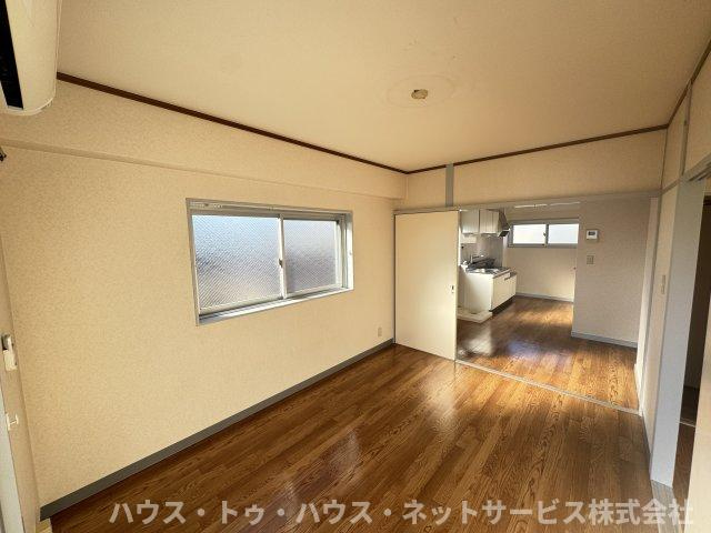 山産マンションの内装